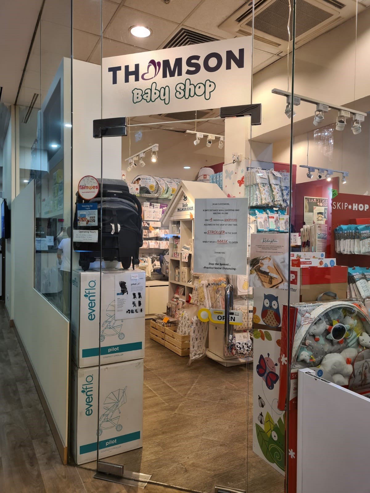 ThomsonBaby_Shop.jpg